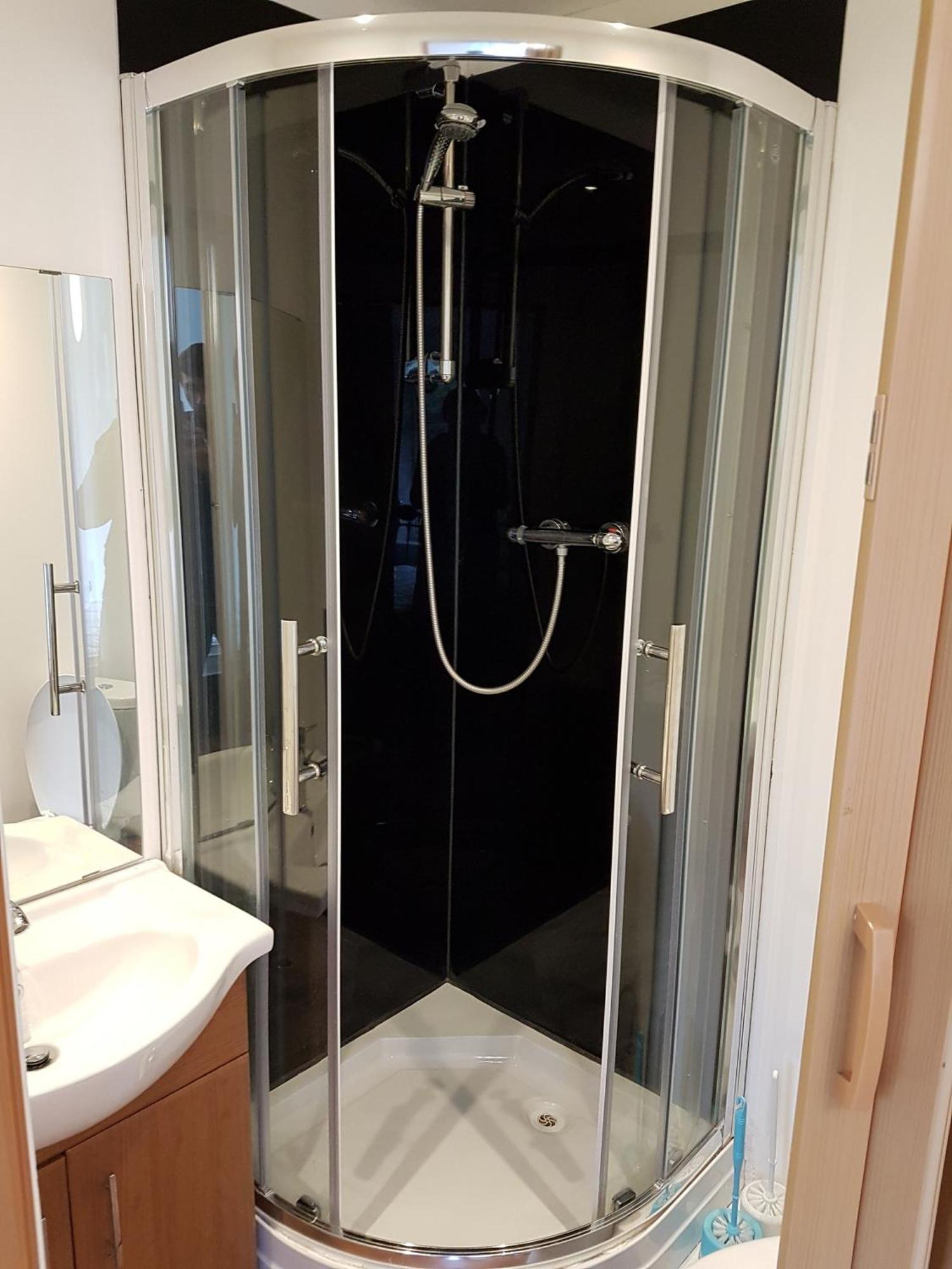 Luton, Lu3 Double Ensuite Room Luton  Zewnętrze zdjęcie